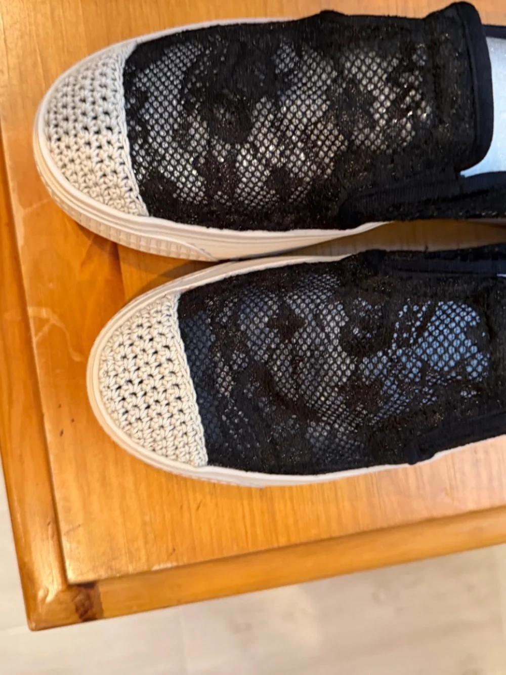 black and lace  espradilles